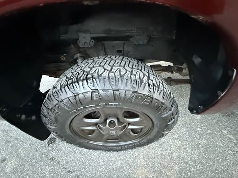 Used 2010 Toyota Tundra 2WD Double Cab image 29