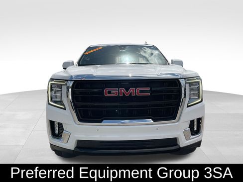 Used 2022 GMC Yukon XL SLE image 2