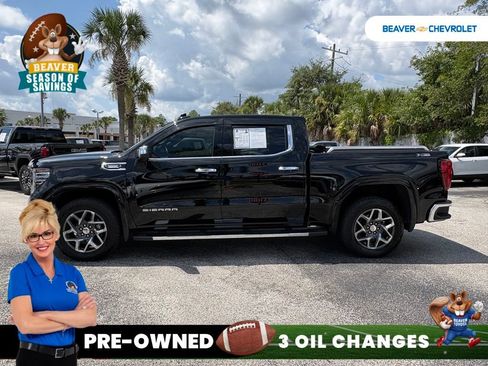 Used 2023 GMC Sierra 1500 SLT w/ SLT Premium Package AWD/4WD image 4