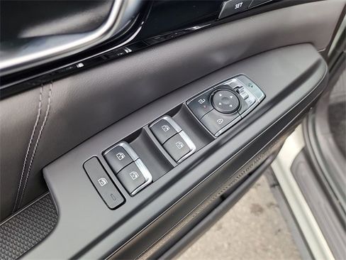 New 2026 Kia Carnival SX Prestige image 12