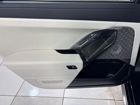 Used 2024 BMW 760i xDrive 760i xDrive w/ Executive Package image 19