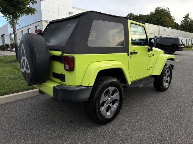 Used 2017 Jeep Wrangler Sahara w/ Connectivity Group AWD/4WD image 8