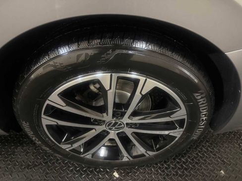 Certified 2022 Volkswagen Jetta Sport image 9