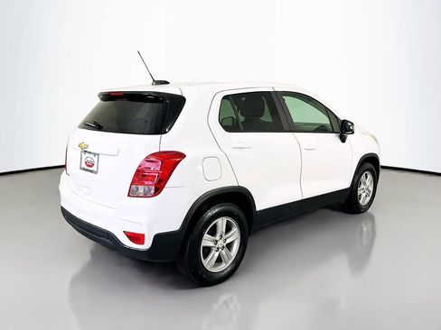 Used 2020 Chevrolet Trax LS w/ Tint and Cruise Package image 5