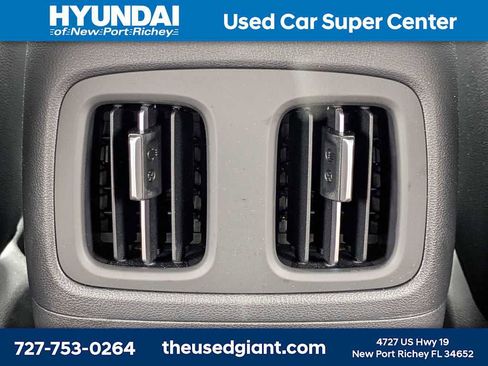 Certified 2024 Hyundai Tucson Limited AWD/4WD image 18