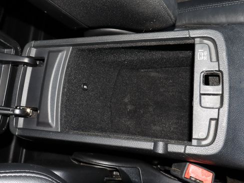 Used 2019 Dodge Durango GT image 28