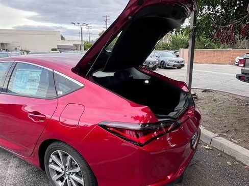 New 2026 Acura Integra image 8