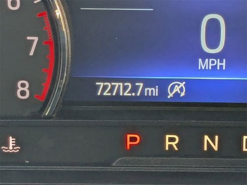 Used 2020 Ford Explorer XLT w/ Comfort Package image 32