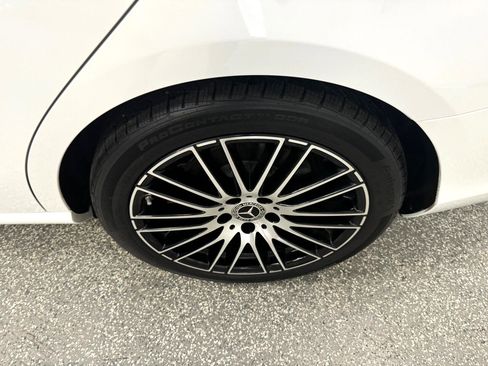 Used 2023 Mercedes-Benz C 300 4MATIC Sedan image 25