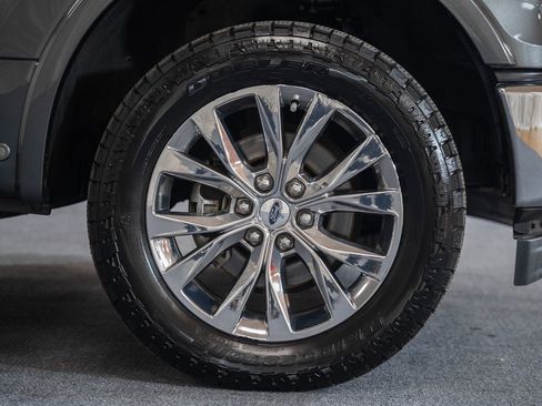 Used 2017 Ford F150 Lariat w/ Equipment Group 502A Luxury image 22