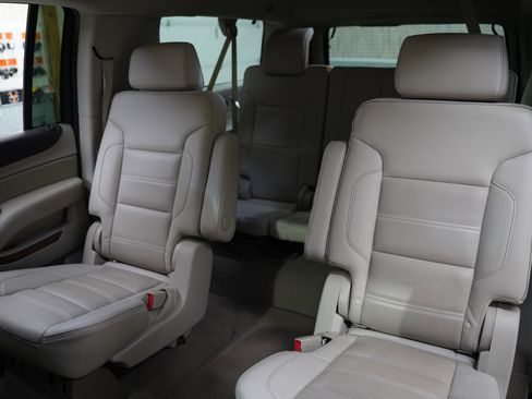 Used 2019 GMC Yukon XL Denali w/ Denali Ultimate Package image 29