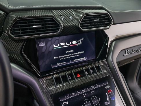 Used 2023 Lamborghini Urus S AWD/4WD image 32