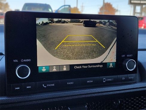 Used 2024 Honda CR-V EX image 17