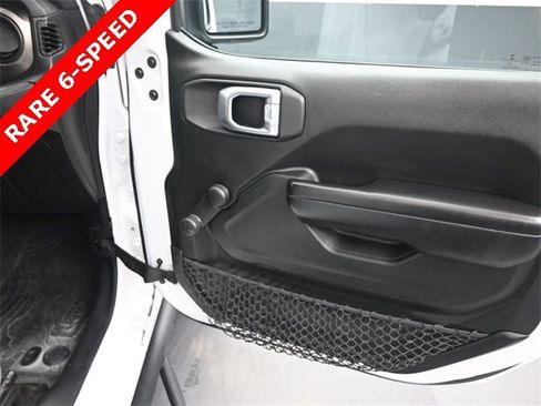 Used 2020 Jeep Gladiator Sport w/ Trailer Tow Package image 11