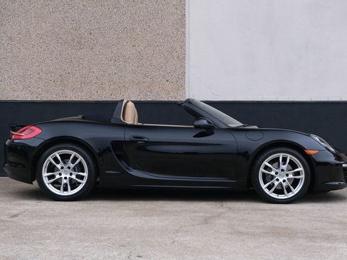 Used 2016 Porsche Boxster image 22