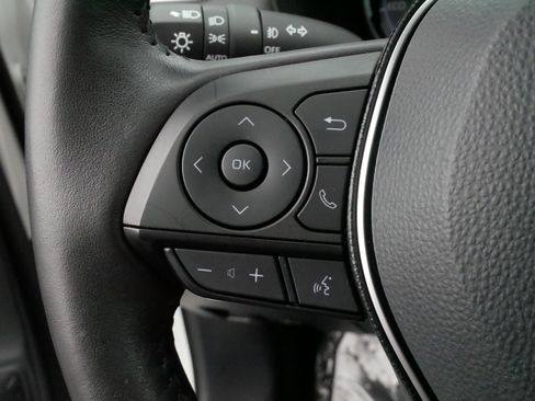 Used 2020 Toyota RAV4 Limited AWD/4WD image 26