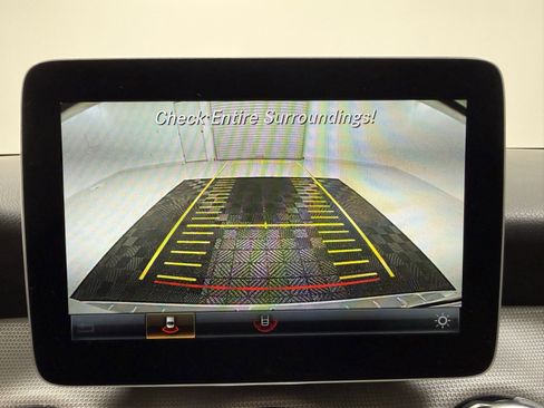 Used 2018 Mercedes-Benz GLA 250 image 17