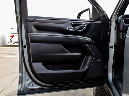 Used 2023 Chevrolet Tahoe LT w/ LT Signature Plus Package image 37