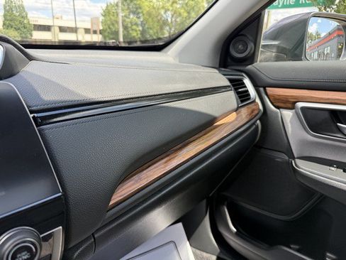 Used 2017 Honda CR-V EX image 37