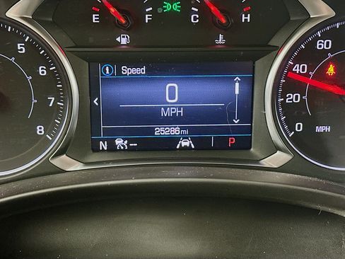 Used 2023 GMC Terrain SLE w/ Elevation Edition image 18