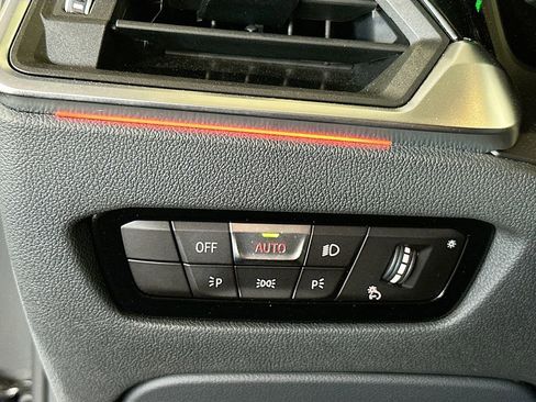 Used 2022 BMW M4 Coupe w/ Executive Package RWD image 10