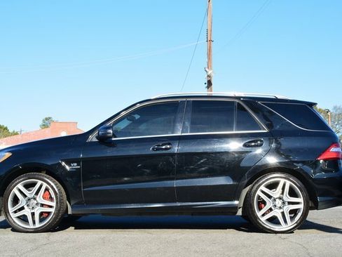 Used 2015 Mercedes-Benz ML 63 AMG 4MATIC image 3