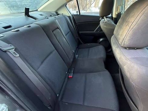 Used 2010 MAZDA MAZDA3 i Touring image 24