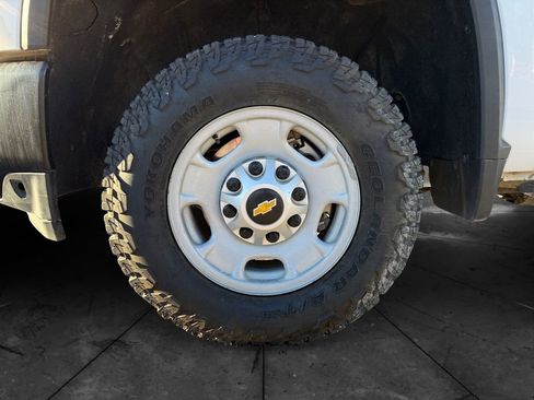 Used 2020 Chevrolet Silverado 2500 W/T w/ WT Fleet Convenience Package image 12