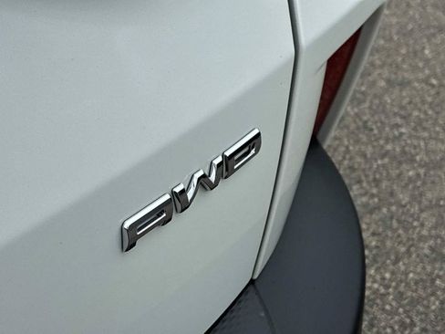 Certified 2024 Ford Escape Platinum AWD/4WD image 12