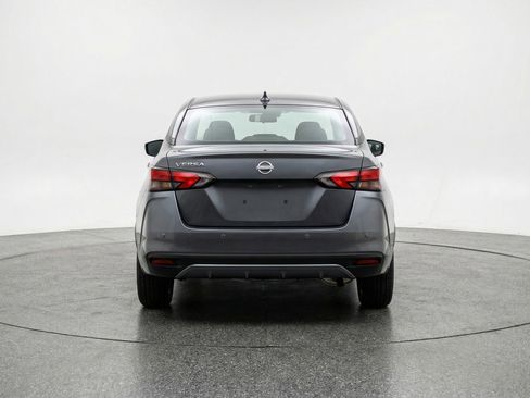 Used 2025 Nissan Versa SV image 7