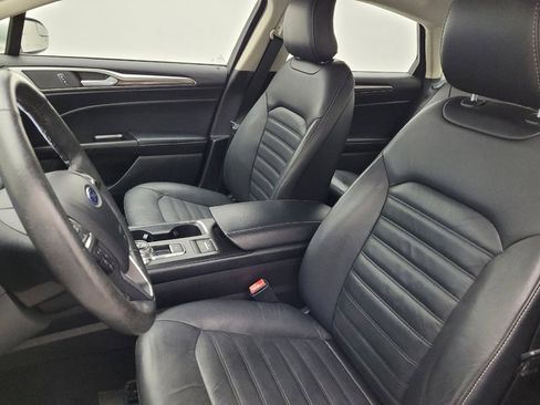 Used 2017 Ford Fusion Energi SE image 17