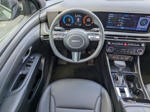 Certified 2025 Hyundai Santa Cruz SEL FWD image 17