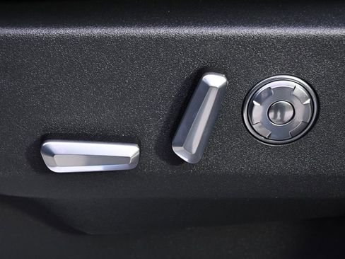 New 2026 Lincoln Navigator Reserve AWD/4WD image 14