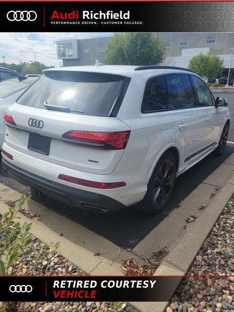 Used 2026 Audi Q7 3.0T Premium Plus w/ Premium Plus Package AWD/4WD image 5