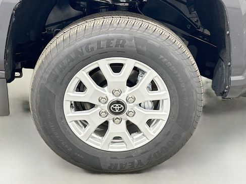 New 2026 Toyota Tacoma SR5 RWD image 9