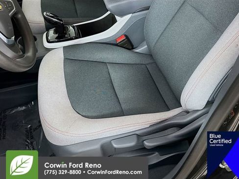 Used 2017 Chevrolet Bolt LT image 21