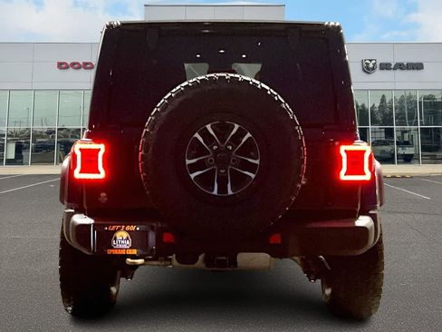 Used 2024 Jeep Wrangler Unlimited Rubicon 392 image 4