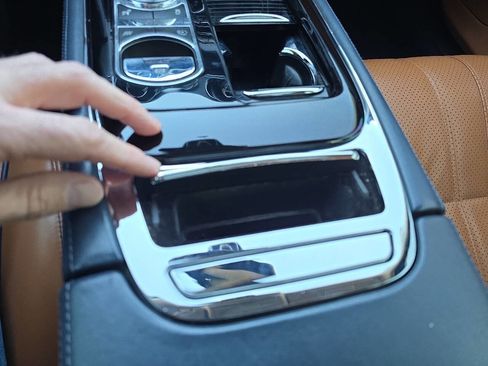 Used 2014 Jaguar XJ L Portfolio image 55