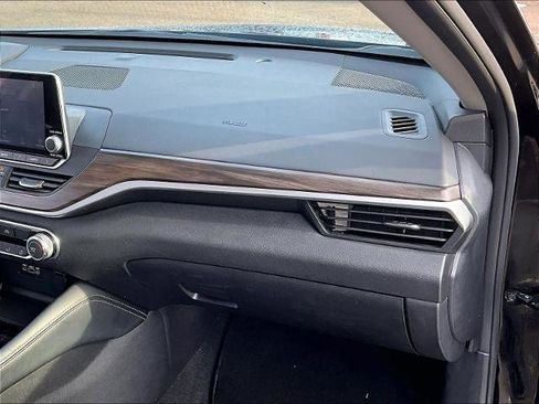 Certified 2023 Nissan Altima 2.5 SV image 13