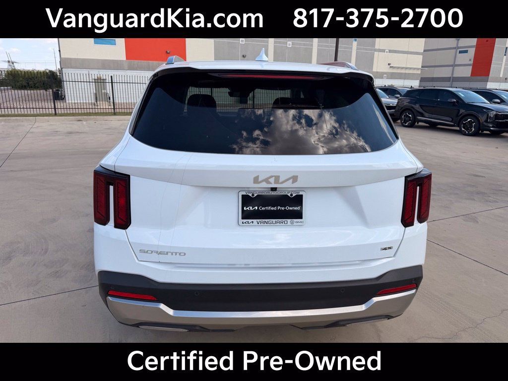 Certified 2026 Kia Sorento S AWD/4WD image 3