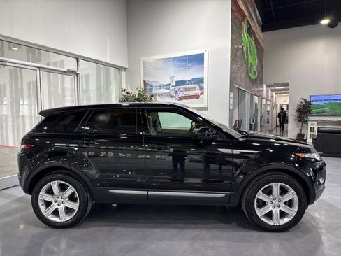 Used 2015 Land Rover Range Rover Evoque Pure Premium image 5