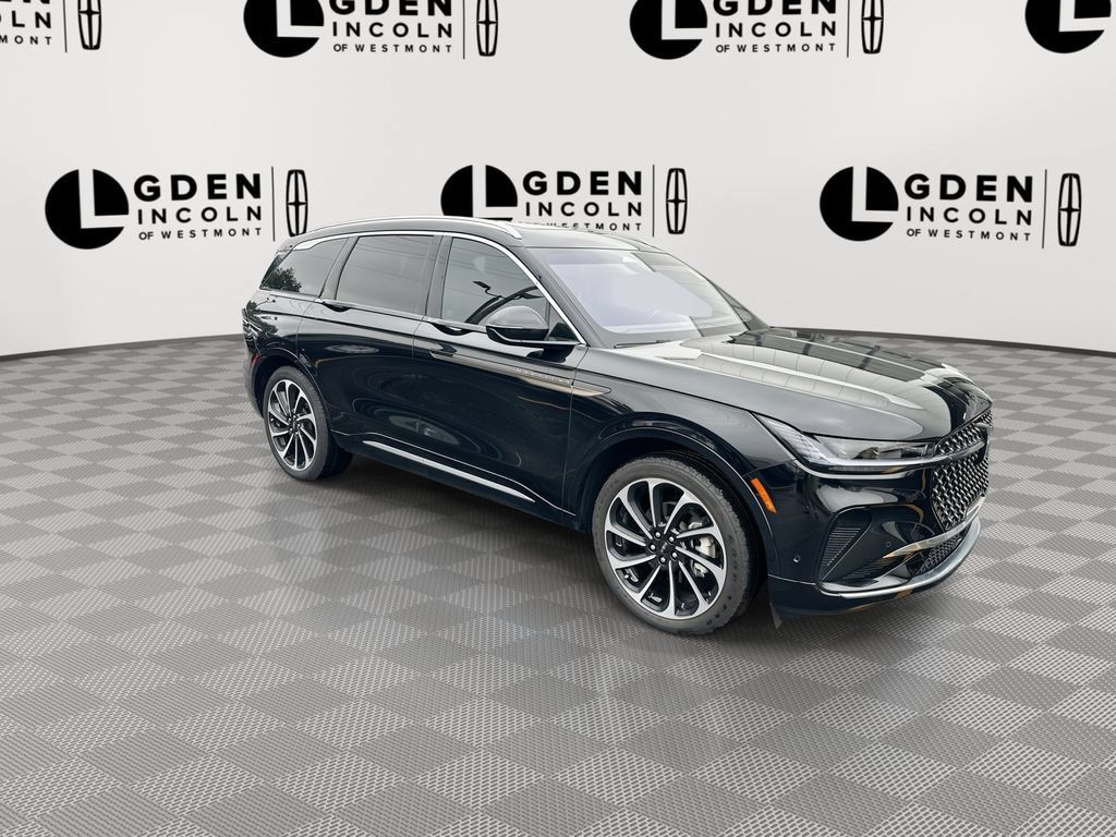 Certified 2024 Lincoln Nautilus Black Label AWD/4WD image 2