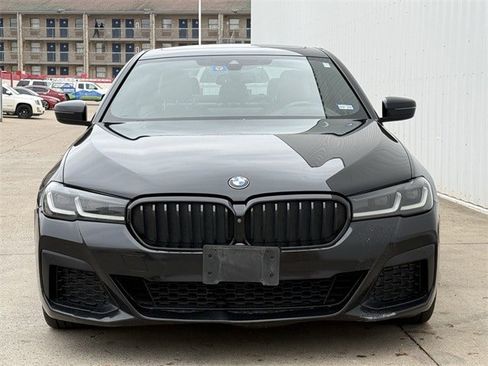 Used 2021 BMW 530i 530i w/ M Sport Package image 7