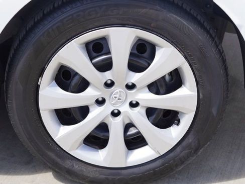 Certified 2024 Toyota Corolla LE image 11