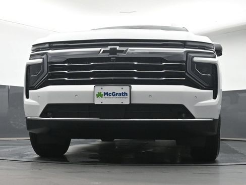 New 2026 Chevrolet Suburban LT w/ Comfort Package AWD/4WD image 7
