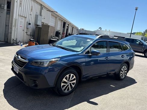 Used 2022 Subaru Outback Premium w/ Popular Package #1 AWD/4WD image 4