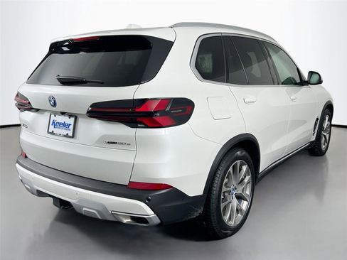 Certified 2024 BMW X5 xDrive50e w/ Premium Package image 6