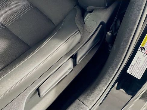 Used 2025 Honda Civic Sport image 12