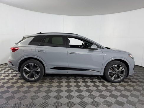 Used 2023 Audi Q4 e-tron Premium Plus w/ Premium Plus image 4