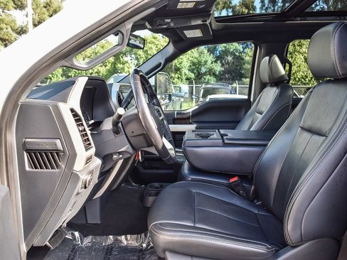 Used 2022 Ford F350 Lariat w/ FX4 Off-Road Package image 16